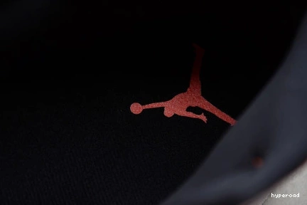 Hyperoad 1 MID ORANGE” JORDAN AIR “TURF 0801